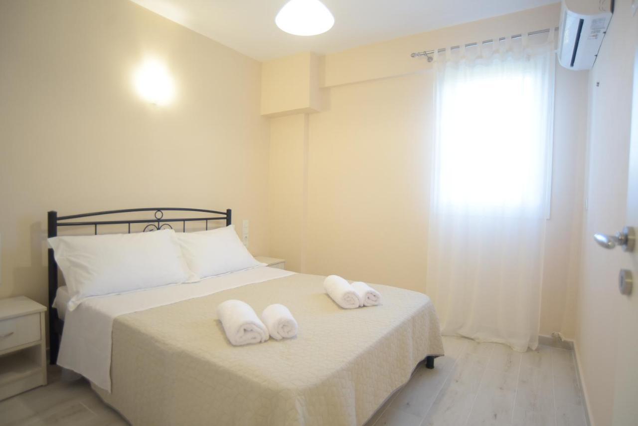 Mistral Apartments Kariótai Екстериор снимка